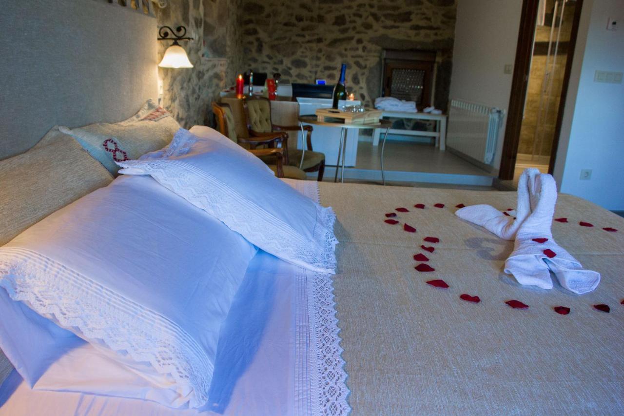 Casa Das Fiadeiras De Nemina Con Jacuzzi Esterno foto