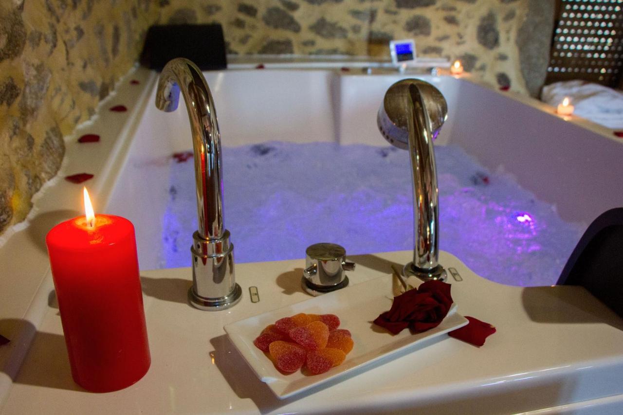 Casa Das Fiadeiras De Nemina Con Jacuzzi Esterno foto