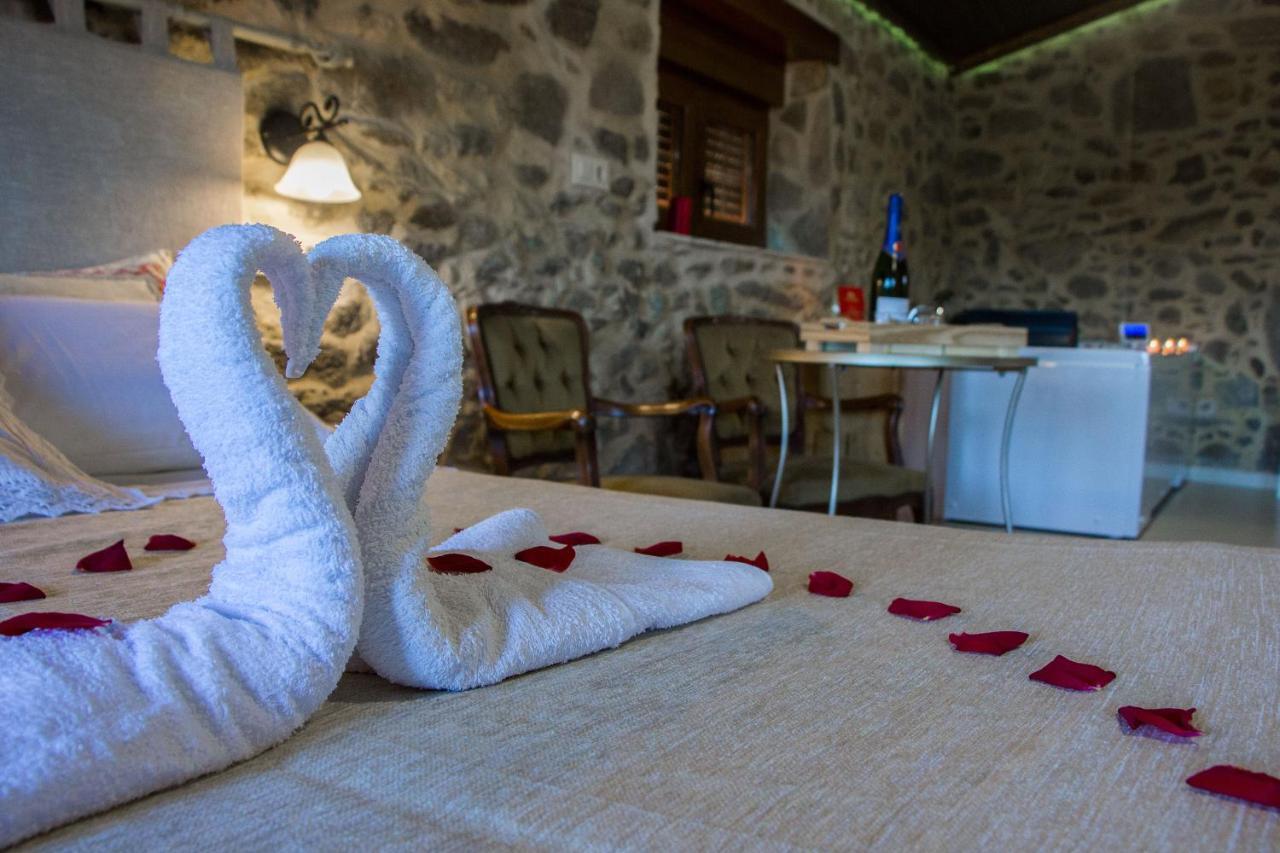 Casa Das Fiadeiras De Nemina Con Jacuzzi Esterno foto